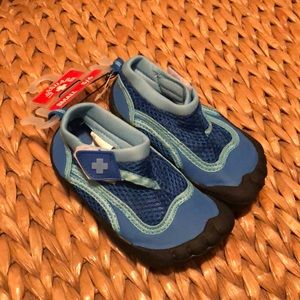 NWOT Lifeguard Youth Activity Shoe